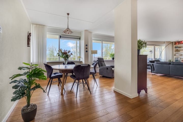 Photo 11 of Meester Linssenhof 25