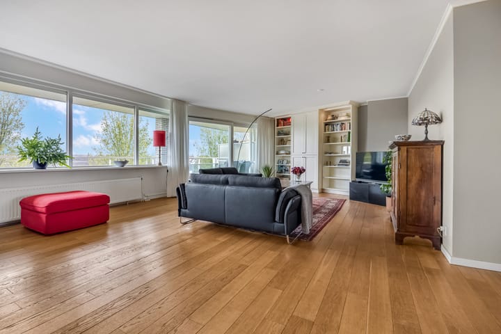 Photo 12 of Meester Linssenhof 25