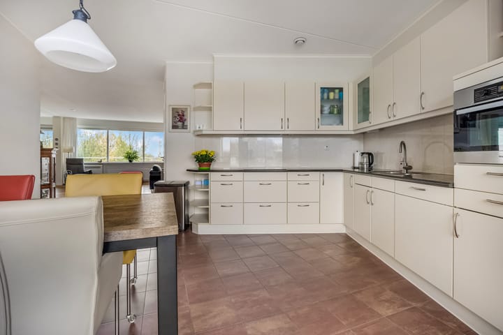 Photo 32 of Meester Linssenhof 25