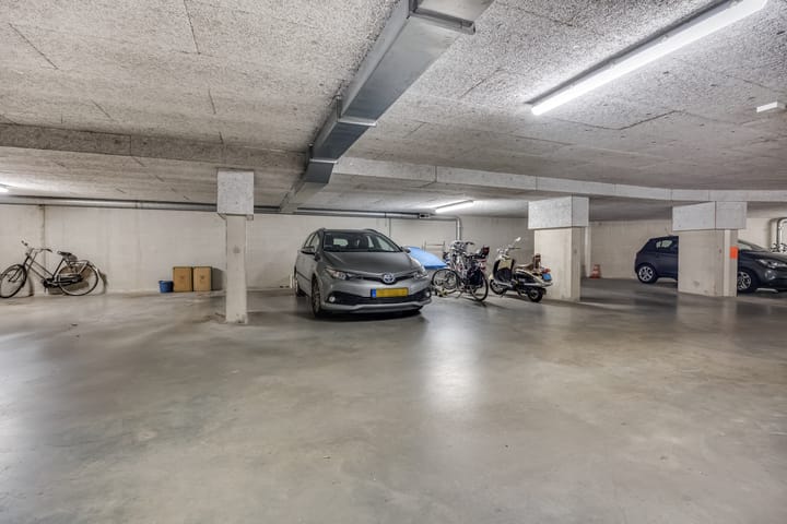 Photo 59 of Meester Linssenhof 25