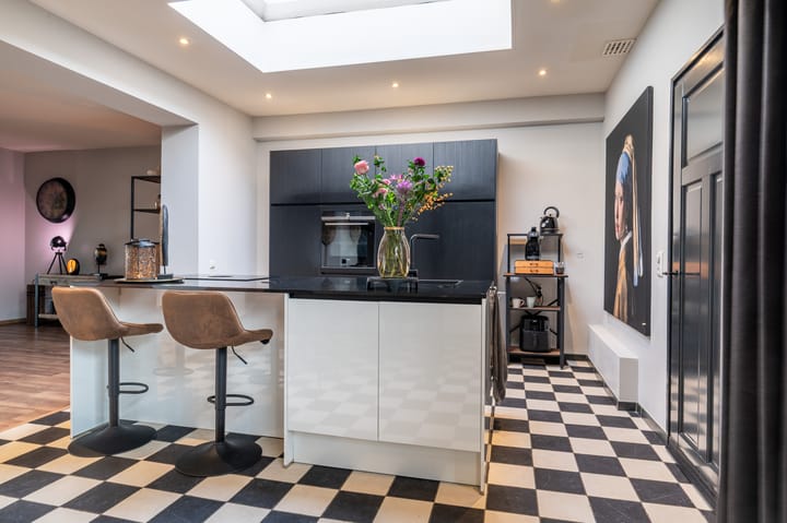 Photo 9 of Nummer II-Straat 36