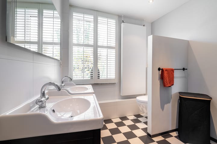 Photo 18 of Nummer II-Straat 36