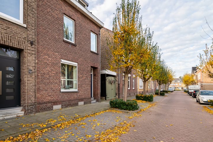 Photo 29 of Nummer II-Straat 36