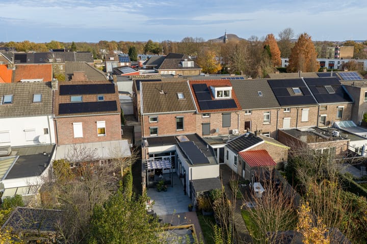 Photo 32 of Nummer II-Straat 36