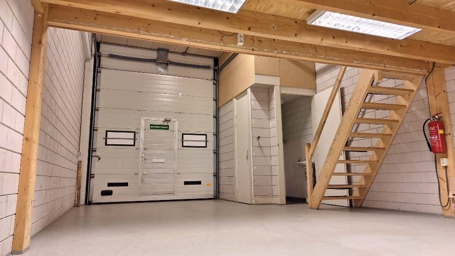 Bekijk foto 3 van Van IJsendijkstraat 150-H