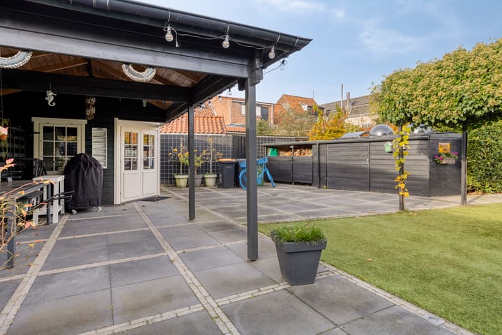 Photo 45 of Spuislop 6