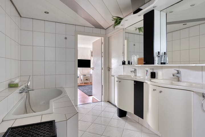 Photo 37 of Spuislop 6