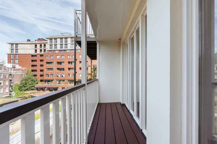 Photo 17 of Marcusstraat 13-1