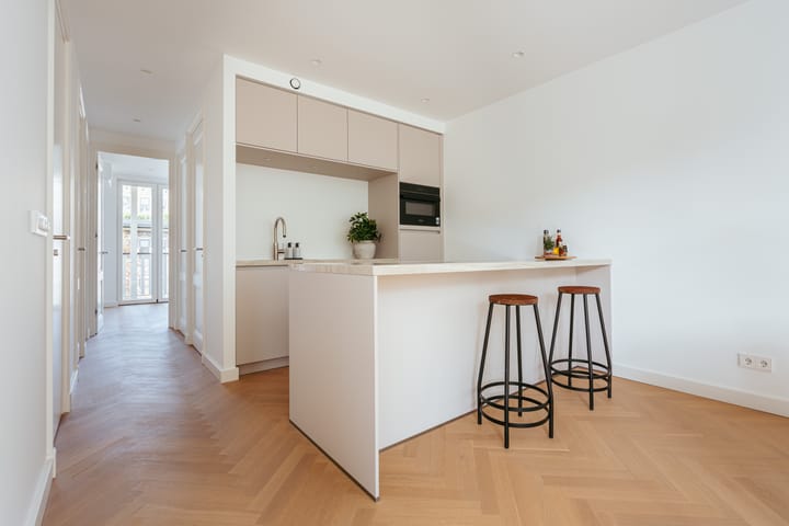 Photo 9 of Marcusstraat 13-1