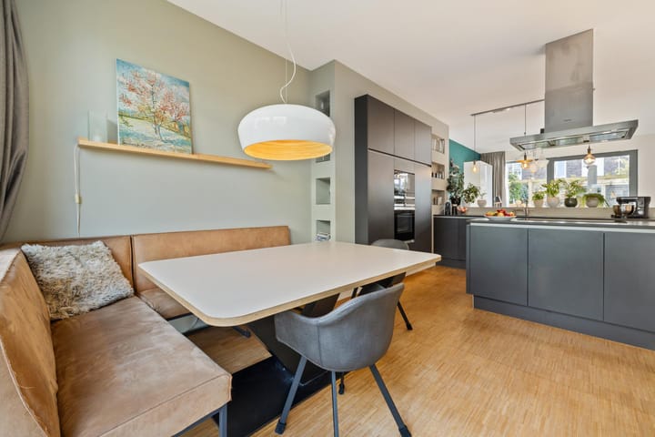 Photo 11 of Rita Reyshof 4