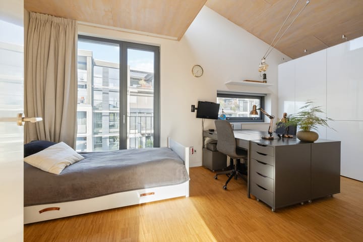 Photo 33 of Rita Reyshof 4