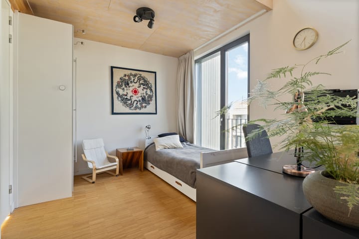 Photo 35 of Rita Reyshof 4