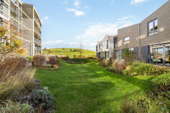 Photo 41 of Rita Reyshof 4