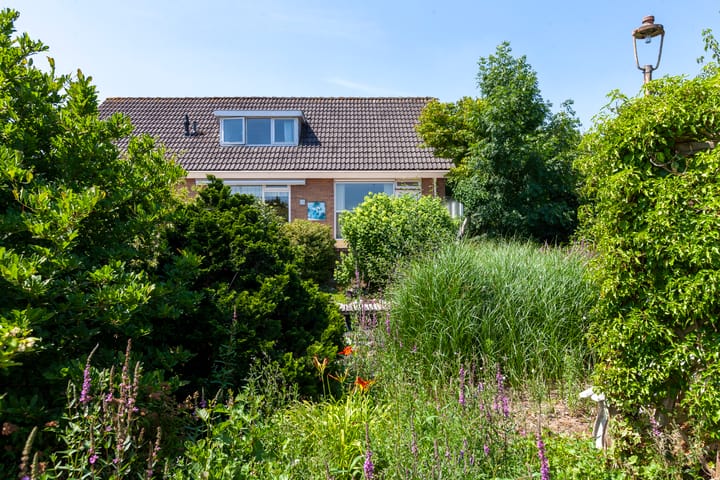 Foto 2 van Warmoeskade 7