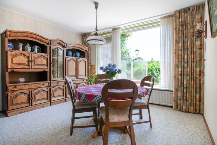 Foto 9 van Warmoeskade 7