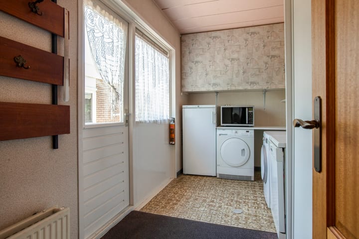 Foto 17 van Warmoeskade 7