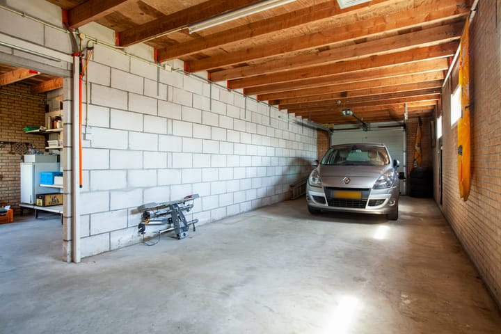 Foto 39 van Warmoeskade 7