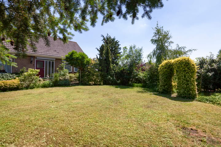 Foto 44 van Warmoeskade 7