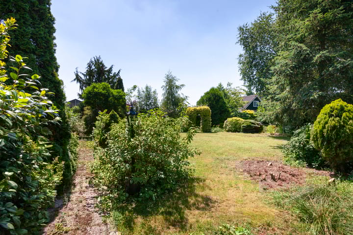 Foto 45 van Warmoeskade 7