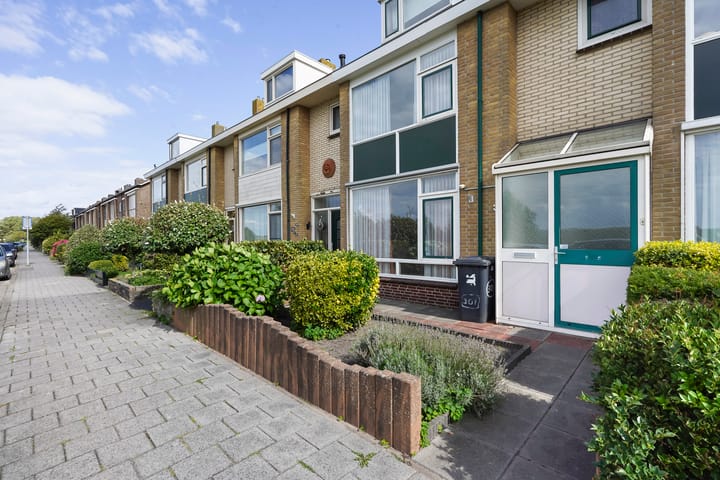 Foto 45 van Rijnweg 301