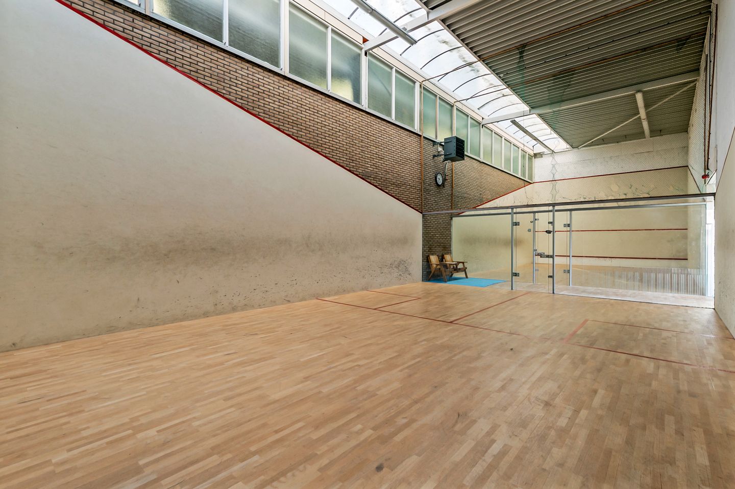 View photo 1 of Barbarakruid 22