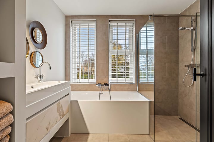 Photo 32 of Tulpenburg 4