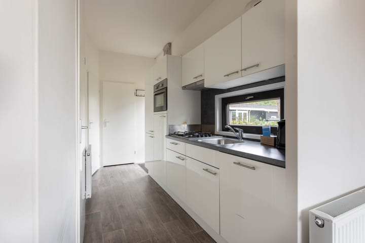 Photo 10 of Vijverlaan 1-HV09