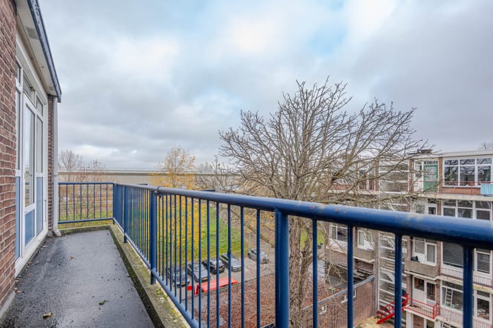 Foto 16 van Fluitstraat 8-D