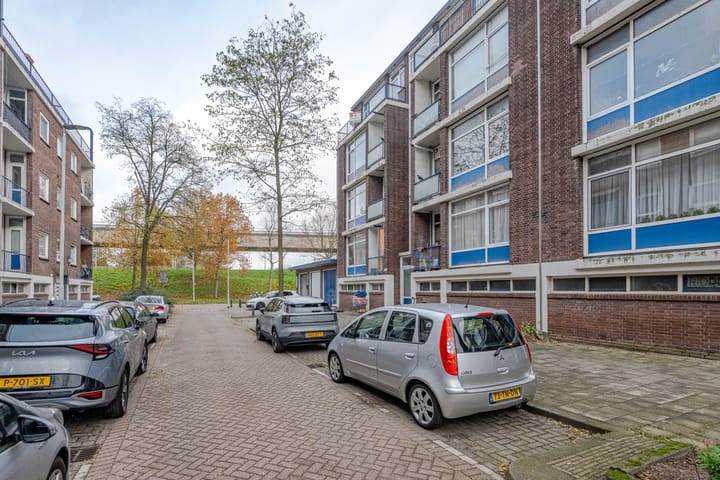 Foto 19 van Fluitstraat 8-D