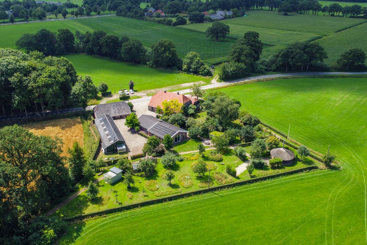 Foto 44 van Needse Tolweg 25