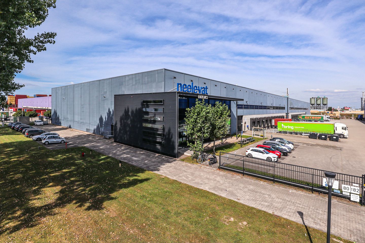 View photo 3 of Shannonweg 82