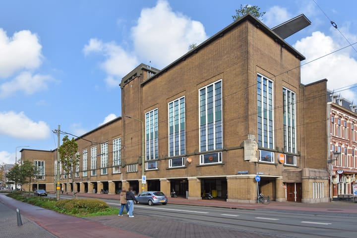 Photo 2 of Bilderdijkstraat 9-A