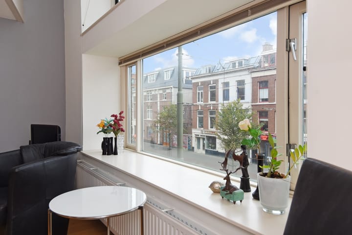 Photo 11 of Bilderdijkstraat 9-A