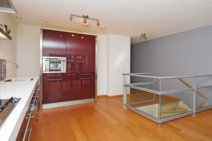 Photo 20 of Bilderdijkstraat 9-A