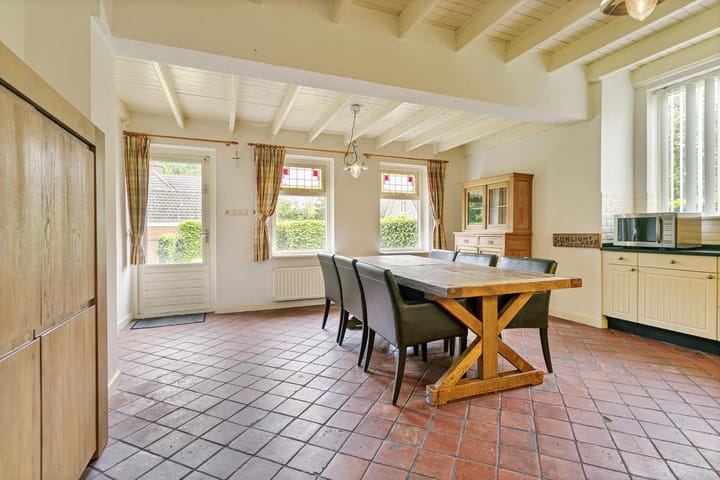 Photo 4 of Portugalstraat 24