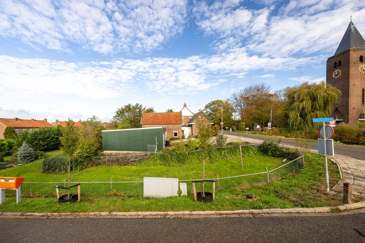 Photo 2 of Noordeinde