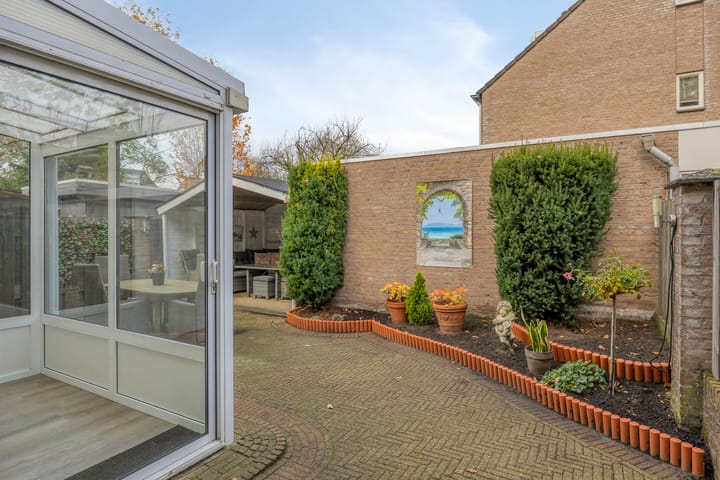 Foto 38 van Aanschot 110