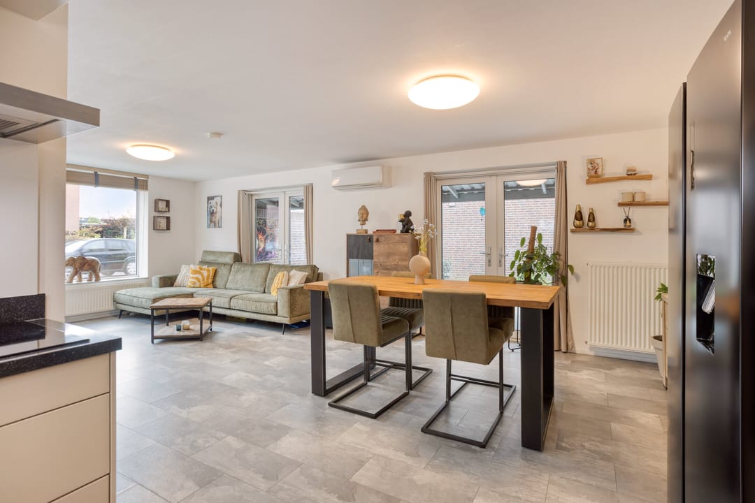 Photo 13 of Nassaustraat 1