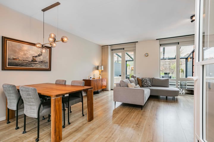 Foto 6 van Remus 186