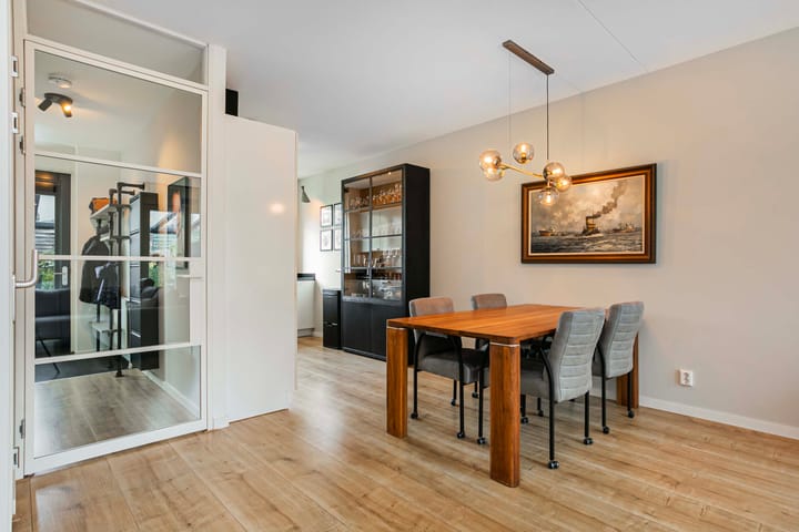 Foto 10 van Remus 186