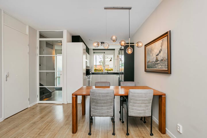 Foto 11 van Remus 186