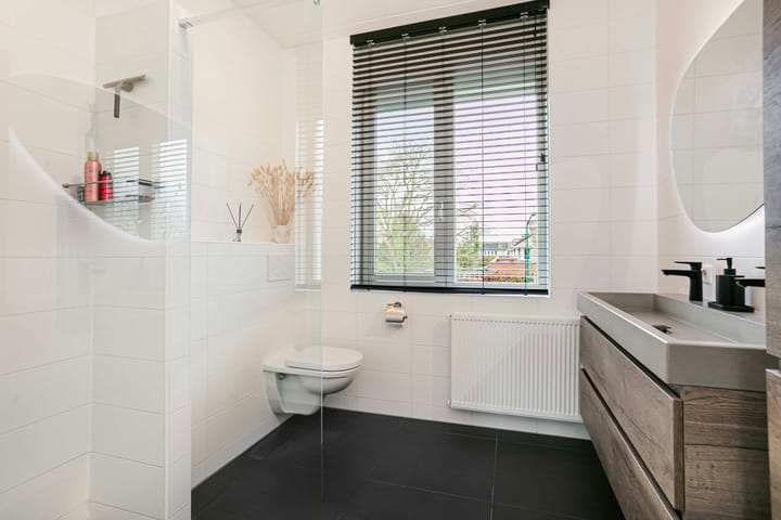 Foto 30 van Remus 186