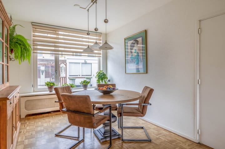 Foto 12 van Elzenhof 12