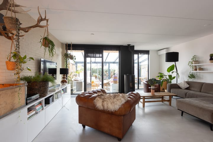 Photo 2 of Beukenlaan 43