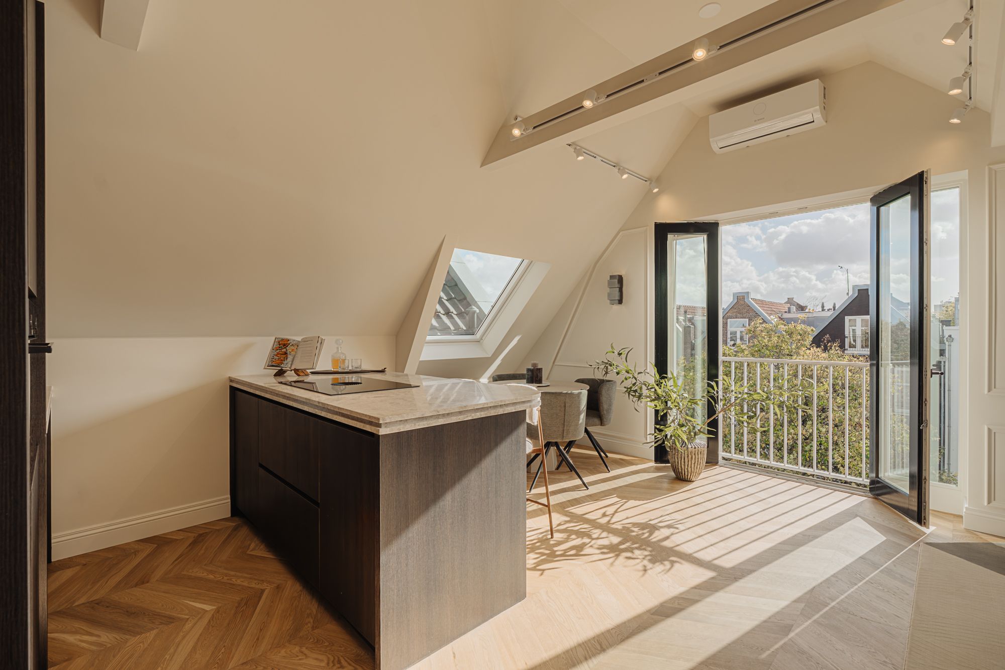 Foto 6 van Sarphatistraat 74-4