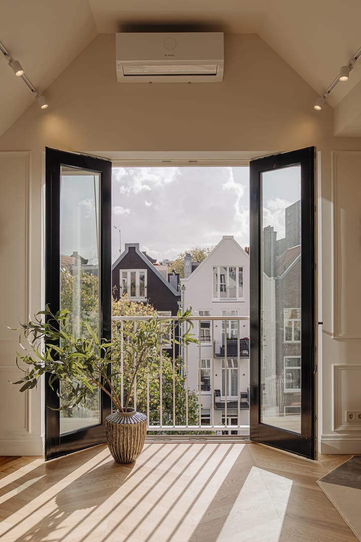 Foto 9 van Sarphatistraat 74-4