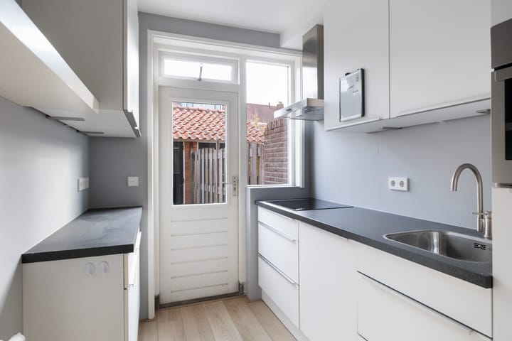 Photo 7 of Anthonie van Dijckstraat 1