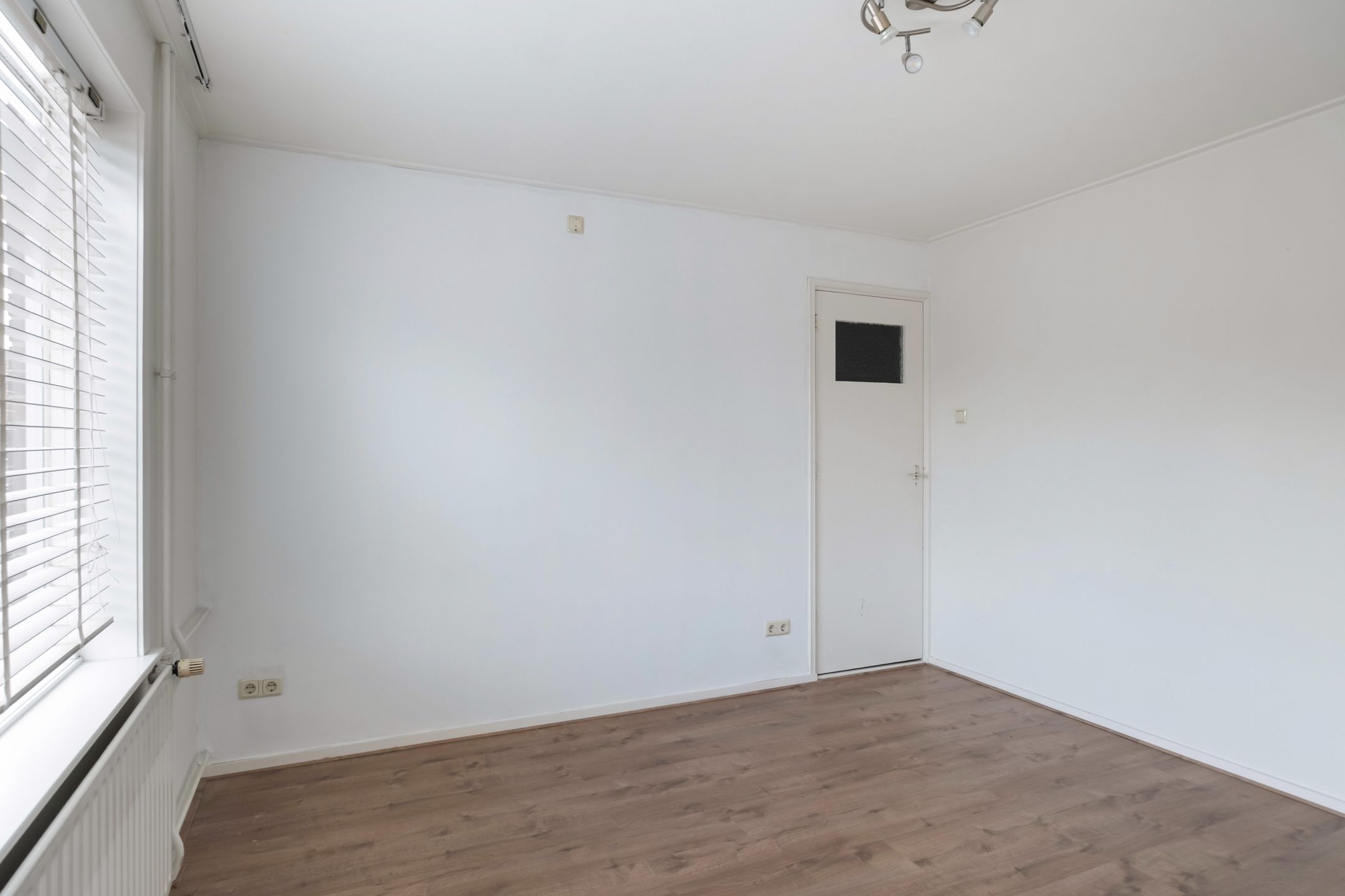 Photo 12 of Anthonie van Dijckstraat 1