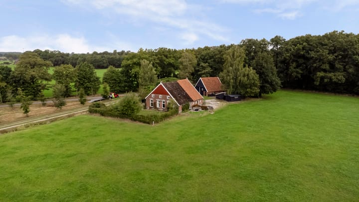 Foto 2 van Lemmenesweg 2