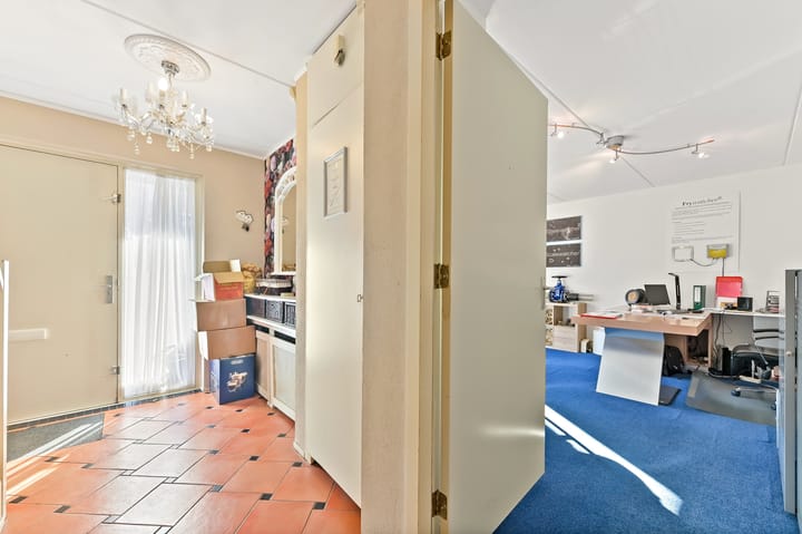 Photo 25 of Raad van Europalaan 43